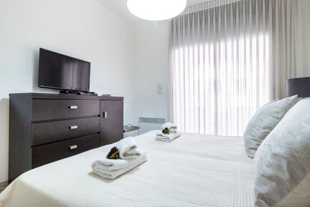 Luxury 3 Bedroom Apt, Harav Kook7 Jeruzalem Buitenkant foto